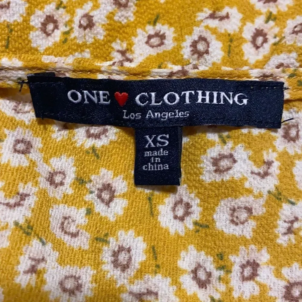 One Clothing Floral Crop Top